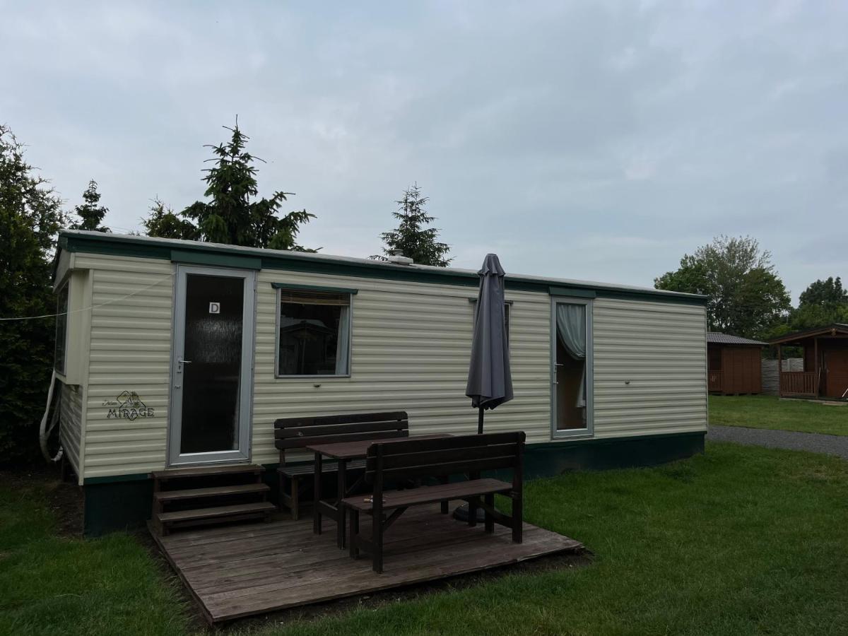 Ferienwohnung Autocamp Free Star - Mobilheimy Strachotin Exterior foto