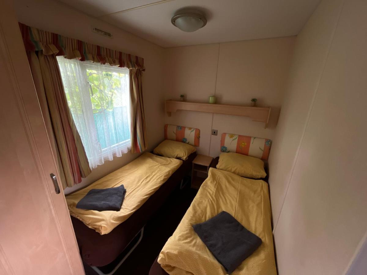 Ferienwohnung Autocamp Free Star - Mobilheimy Strachotin Exterior foto