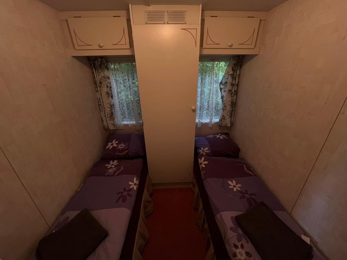 Ferienwohnung Autocamp Free Star - Mobilheimy Strachotin Exterior foto